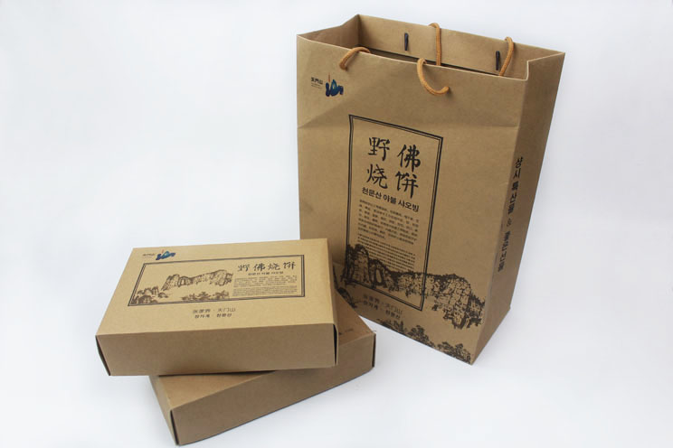 這樣原汁原味土特產(chǎn)禮品盒+手提袋套裝你也想要嗎？快來長沙印刷廠日大彩印定制！